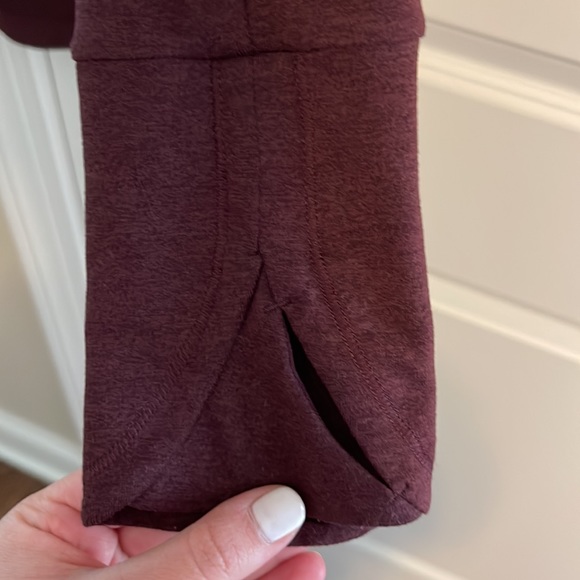 Athleta Untempo Longsleeve Size Medium - Picture 3 of 3